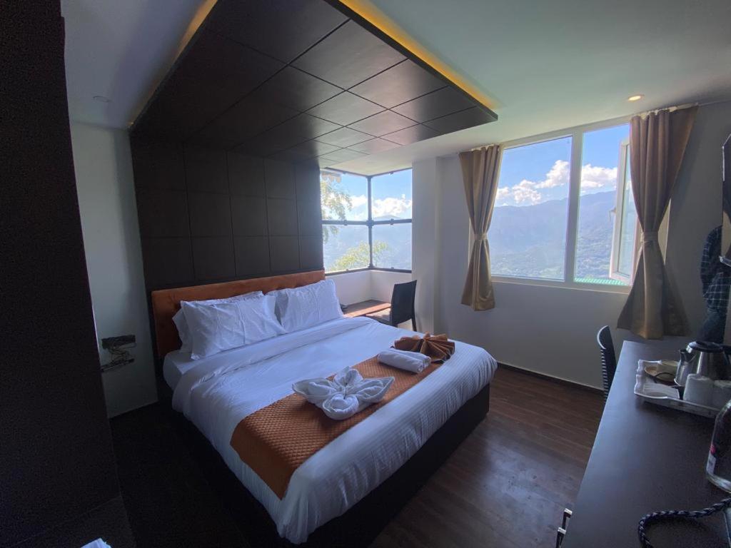 9 Atop Hotel Gangtok Exterior photo